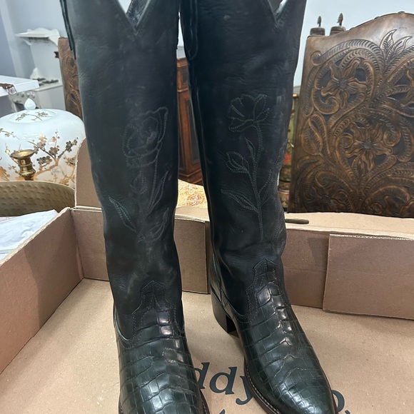 Tecovas The Abby by Kristopher Brock in Forest Green Crocodile Size 7 - Picture 3 of 11